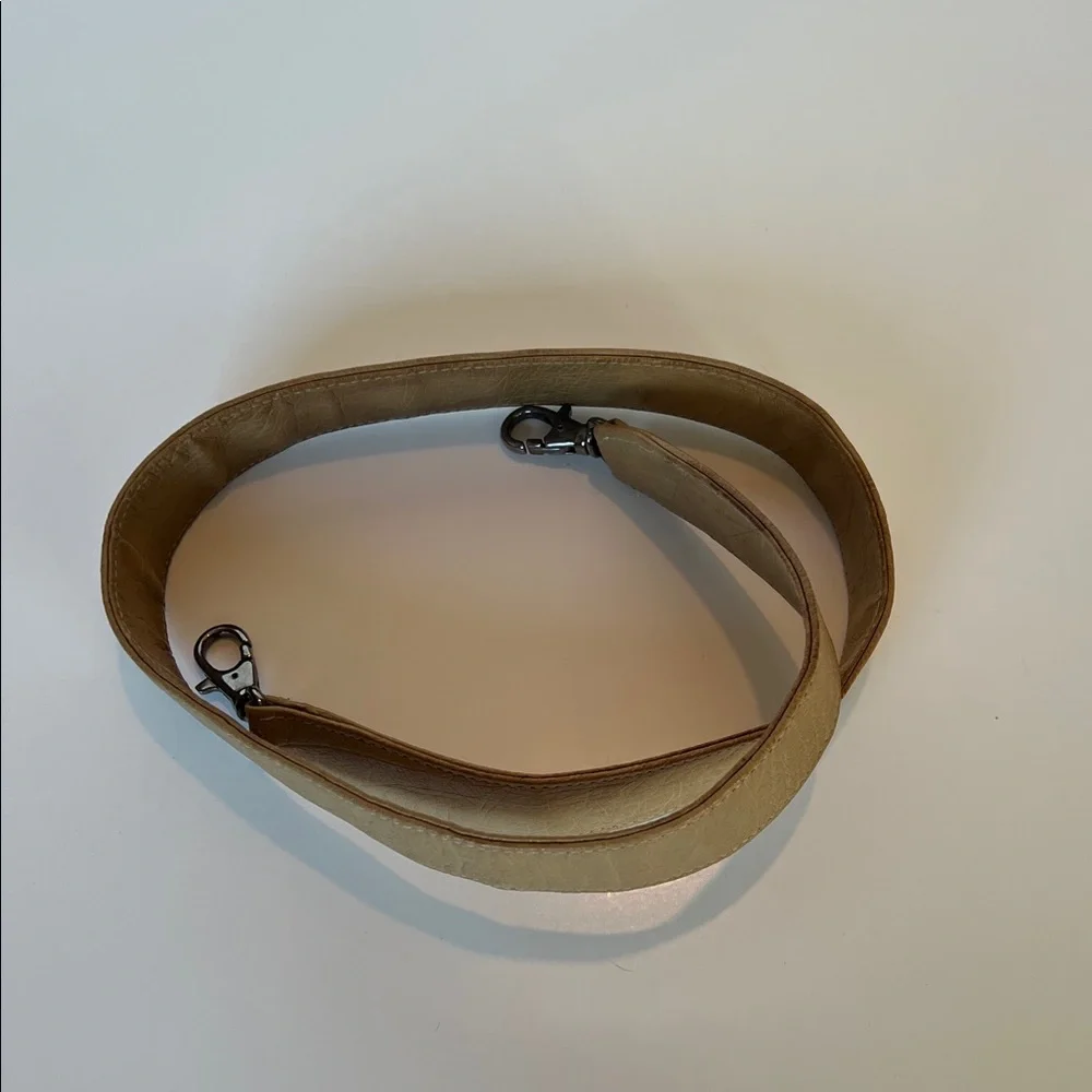 Kara Ross nude ostrich handbag with detachable shoulder strap - Picture 10 of 13